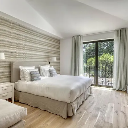 Villa Luxurious Facing The Baie Des Canebiers Saint-Tropez